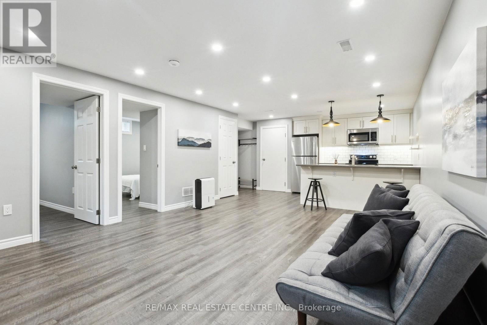 6 RAMONA COURT Image 34