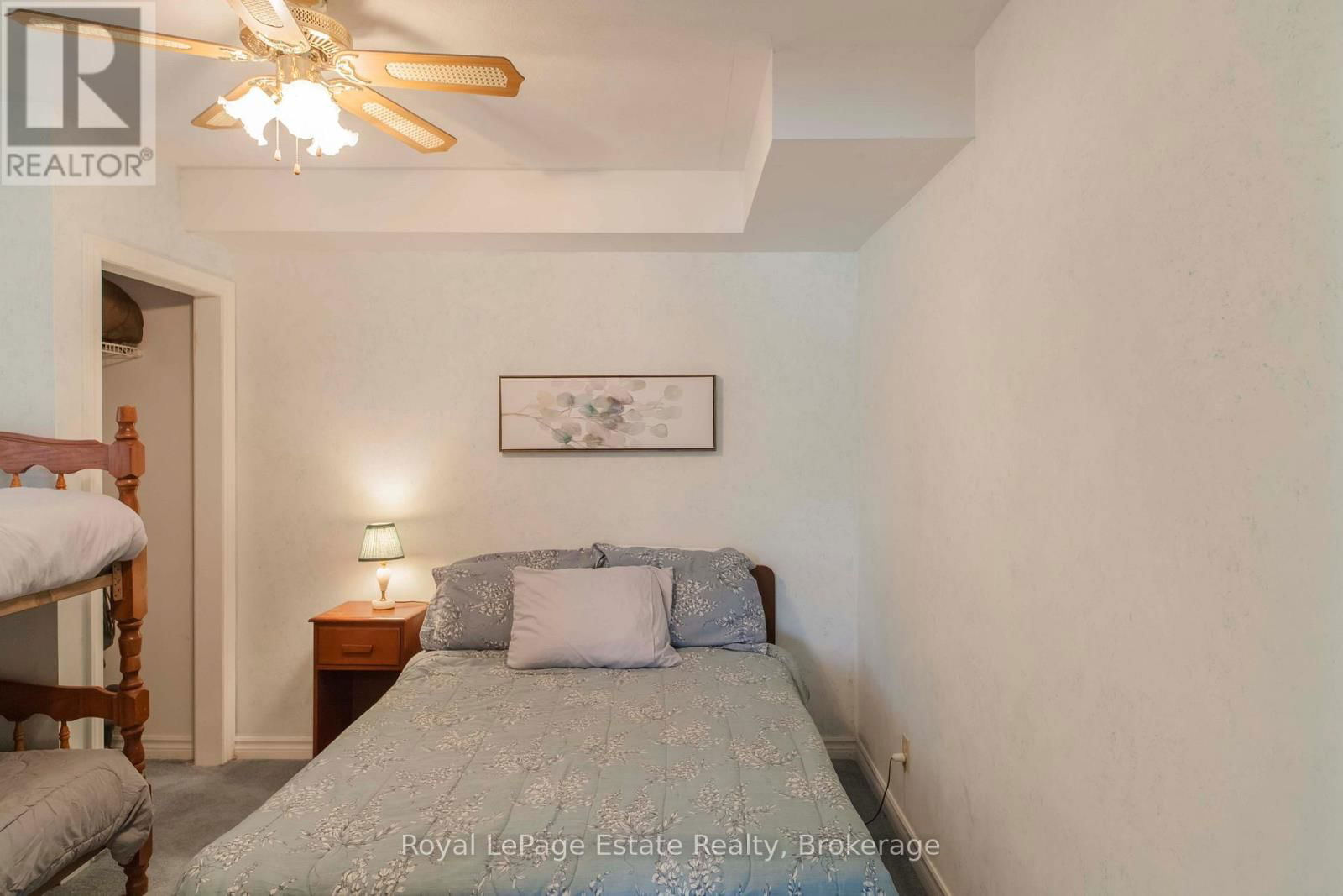 124 MAPLE DRIVE Image 35