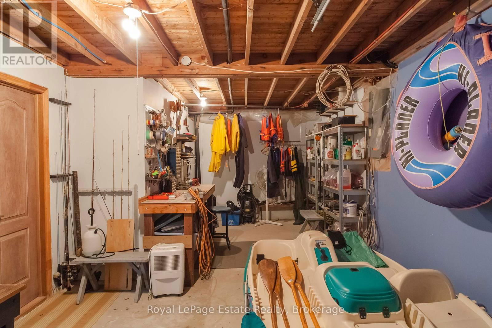 124 MAPLE DRIVE Image 38