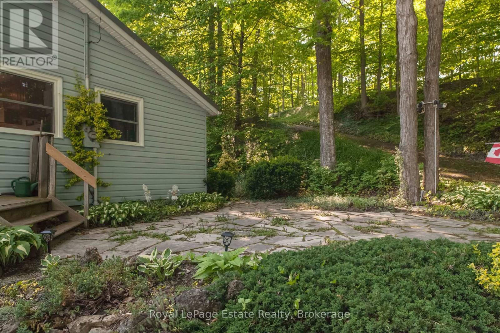 124 MAPLE DRIVE Image 46