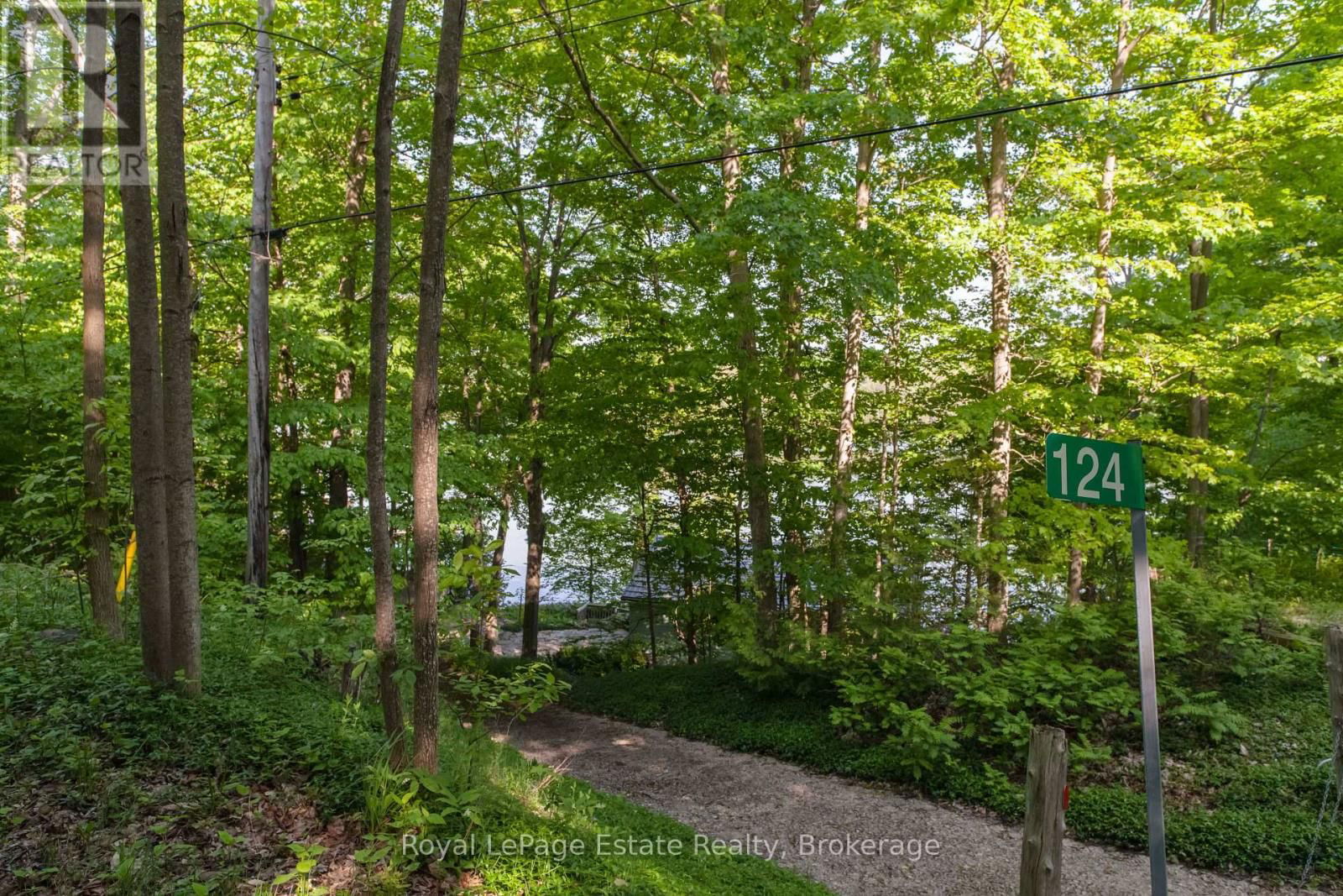 124 MAPLE DRIVE Image 50