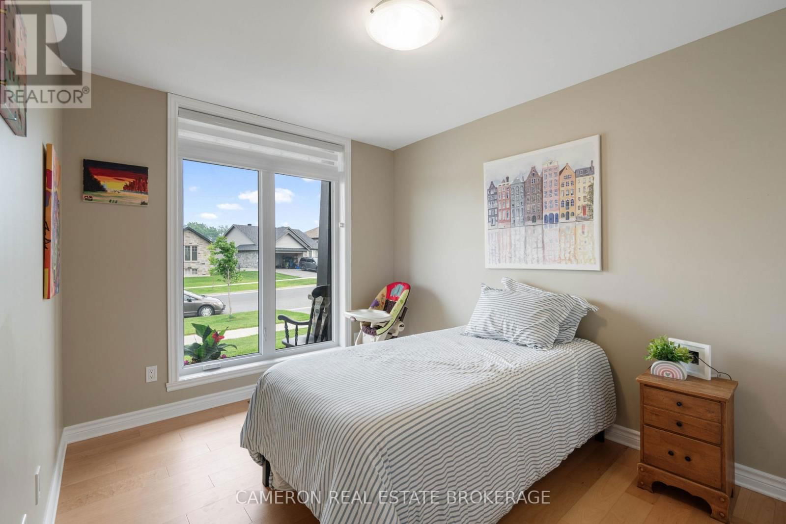 274 EAST RIDGE DRIVE Image 14