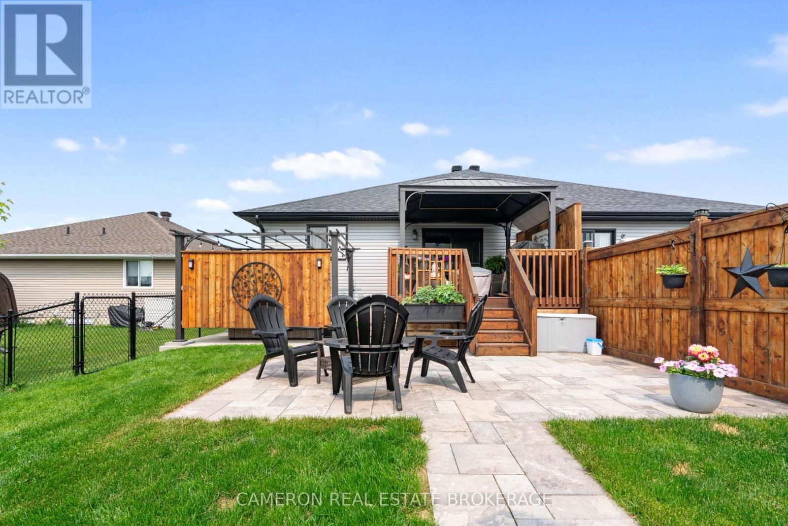 274 EAST RIDGE DRIVE Image 24