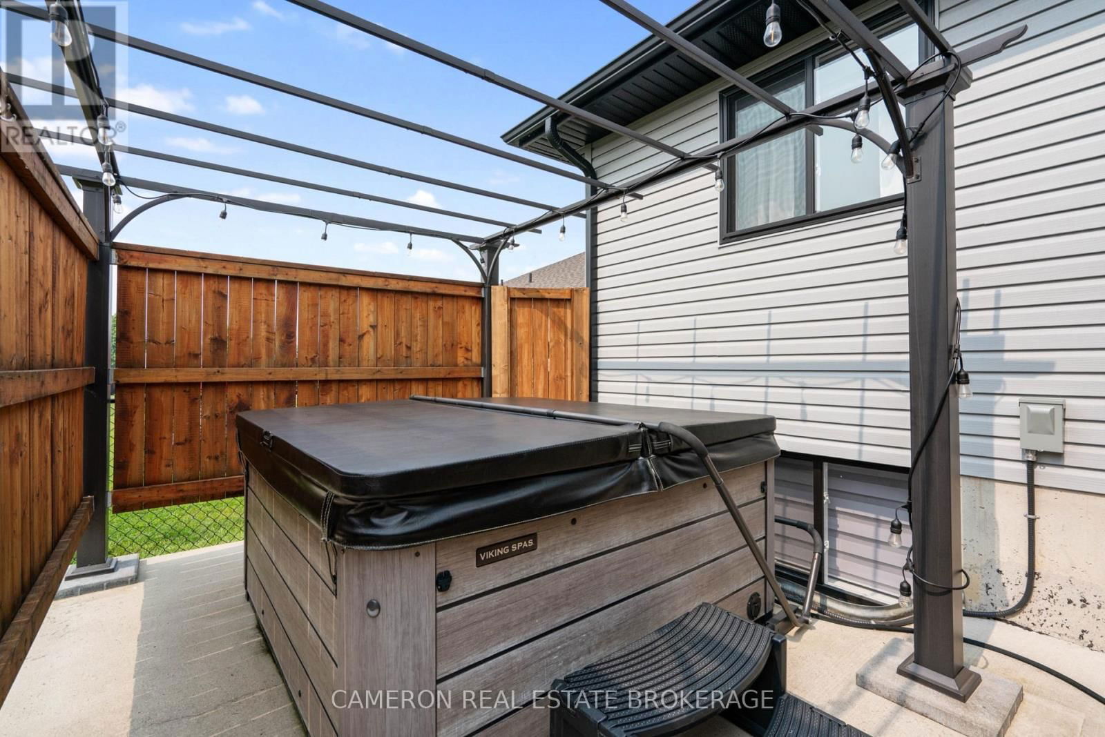 274 EAST RIDGE DRIVE Image 27