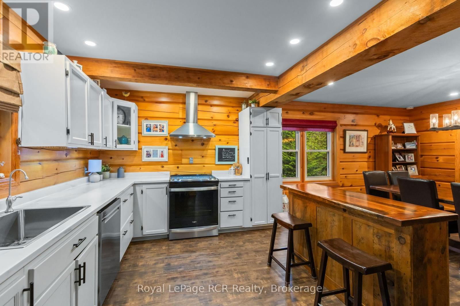 625 MALLORY BEACH ROAD Image 15