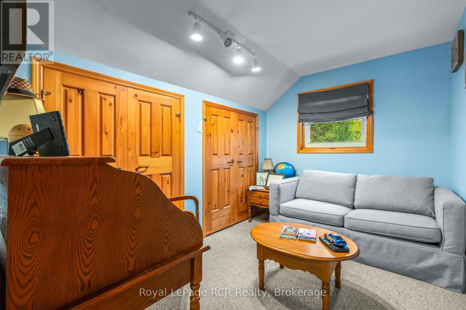 625 MALLORY BEACH ROAD Image 23