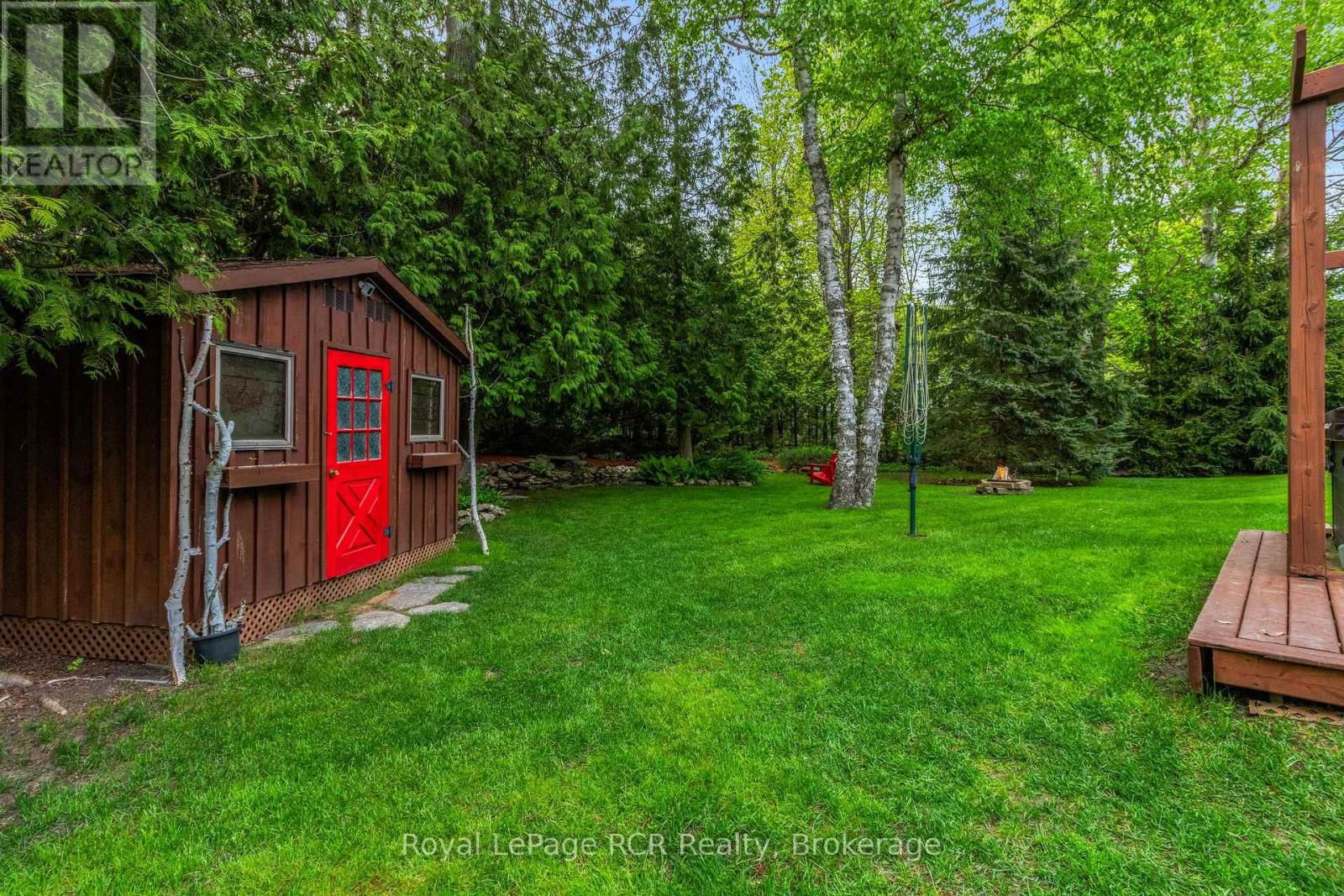 625 MALLORY BEACH ROAD Image 36