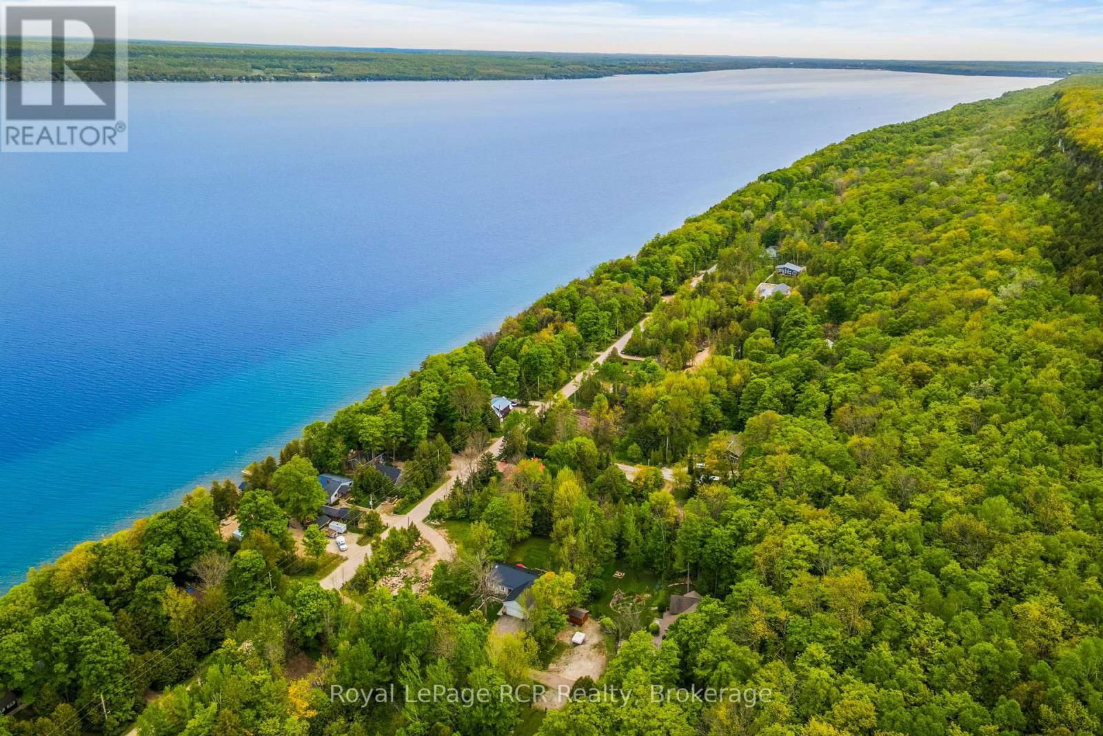 625 MALLORY BEACH ROAD Image 44