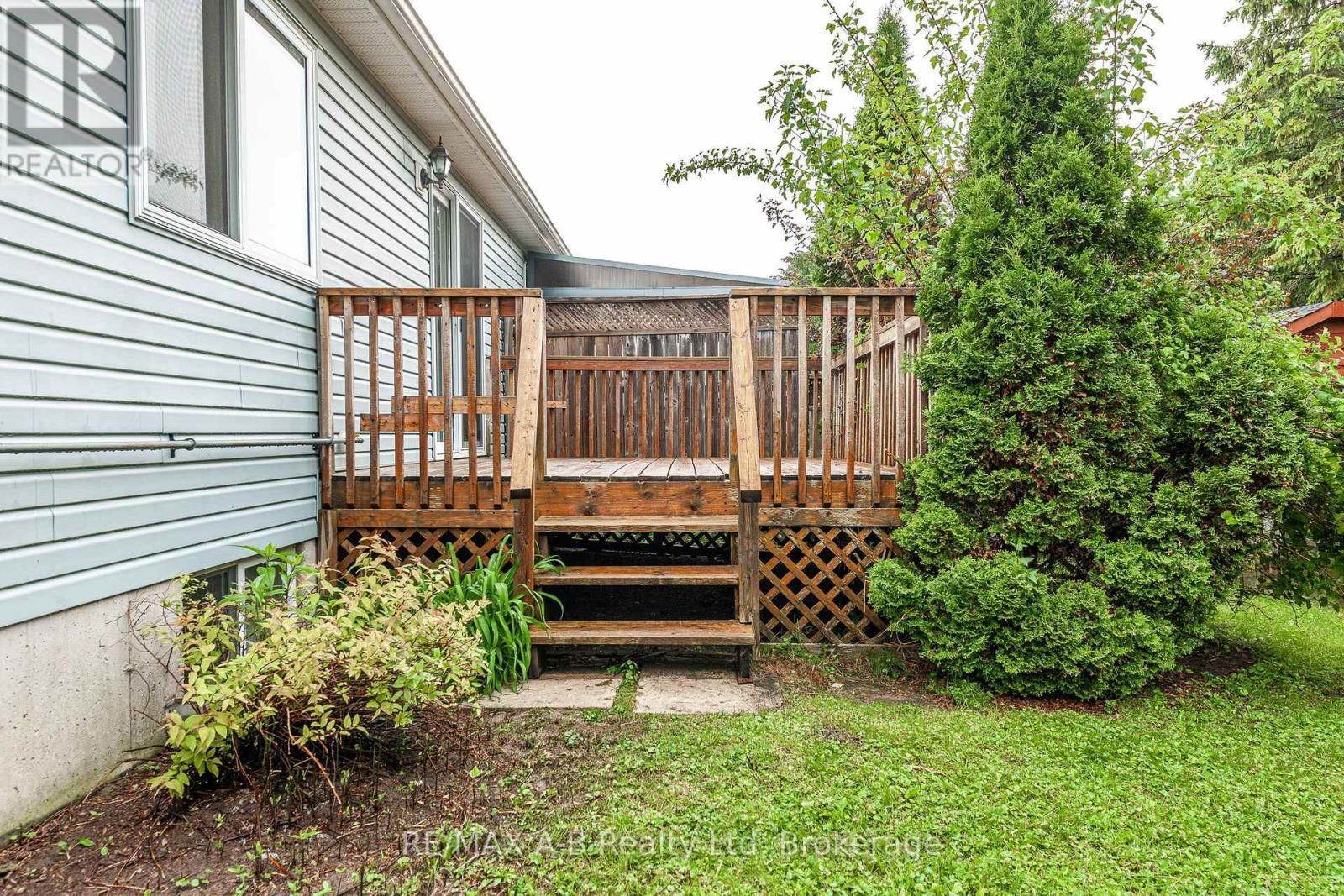 52 WINGFIELD AVENUE Image 33