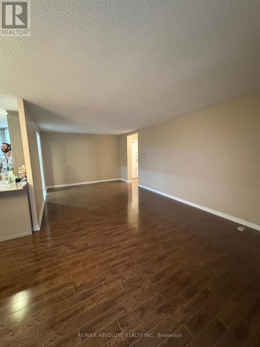 402 - 1465 BASELINE ROAD Image 11