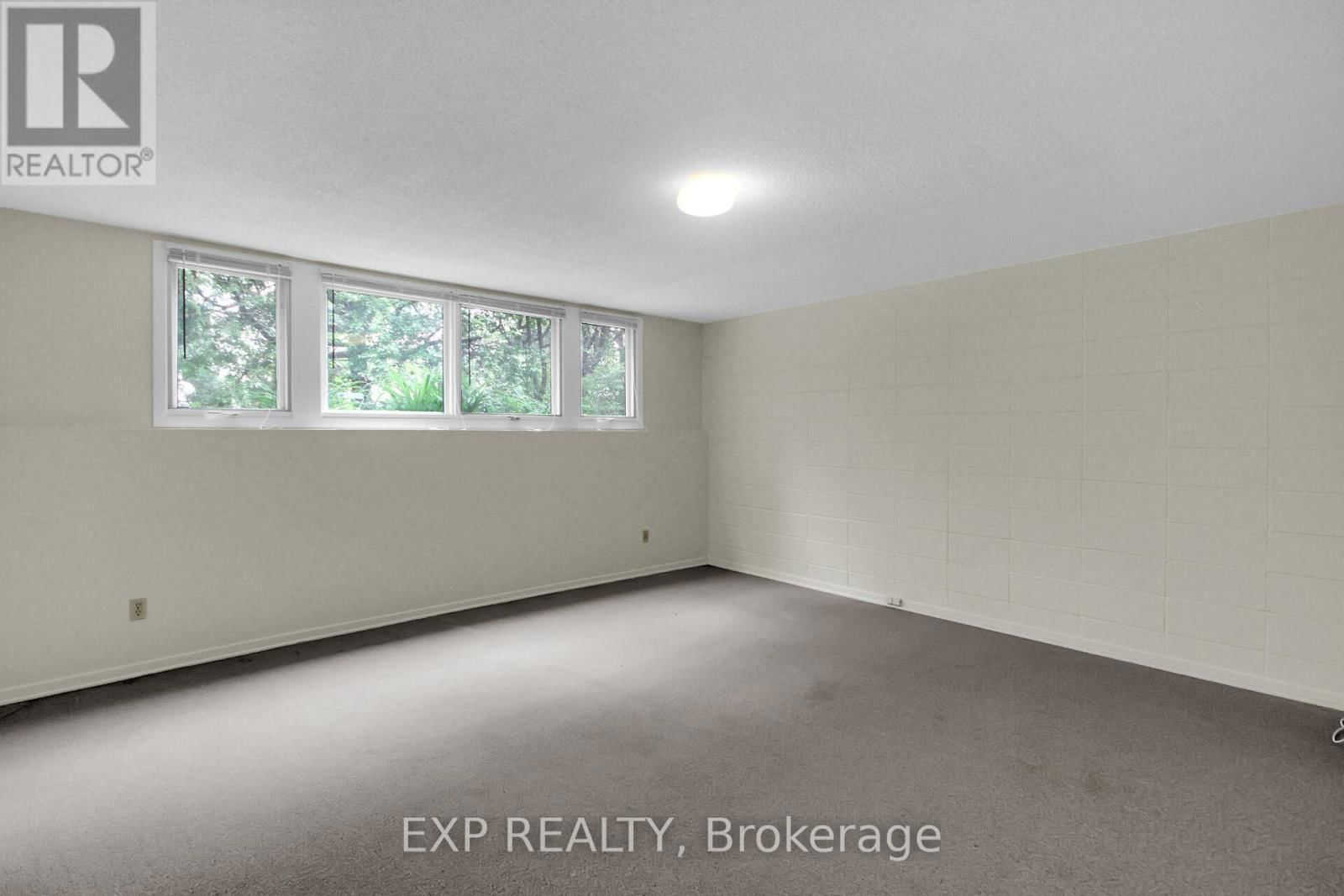 68 - 773A SPRINGLAND DRIVE Image 24