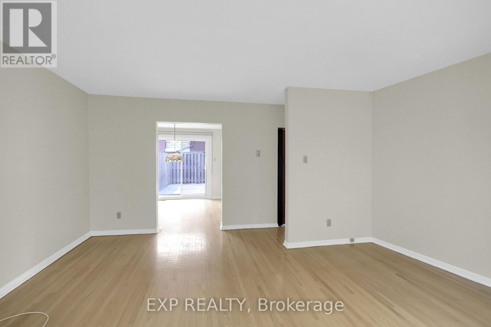 68 - 773A SPRINGLAND DRIVE Image 26