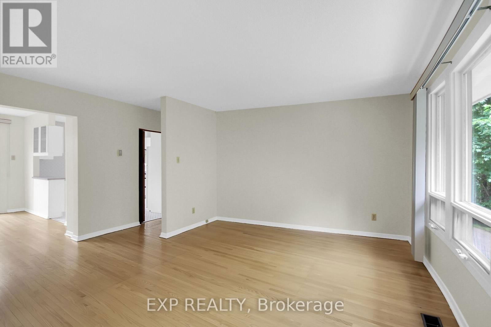 68 - 773A SPRINGLAND DRIVE Image 7