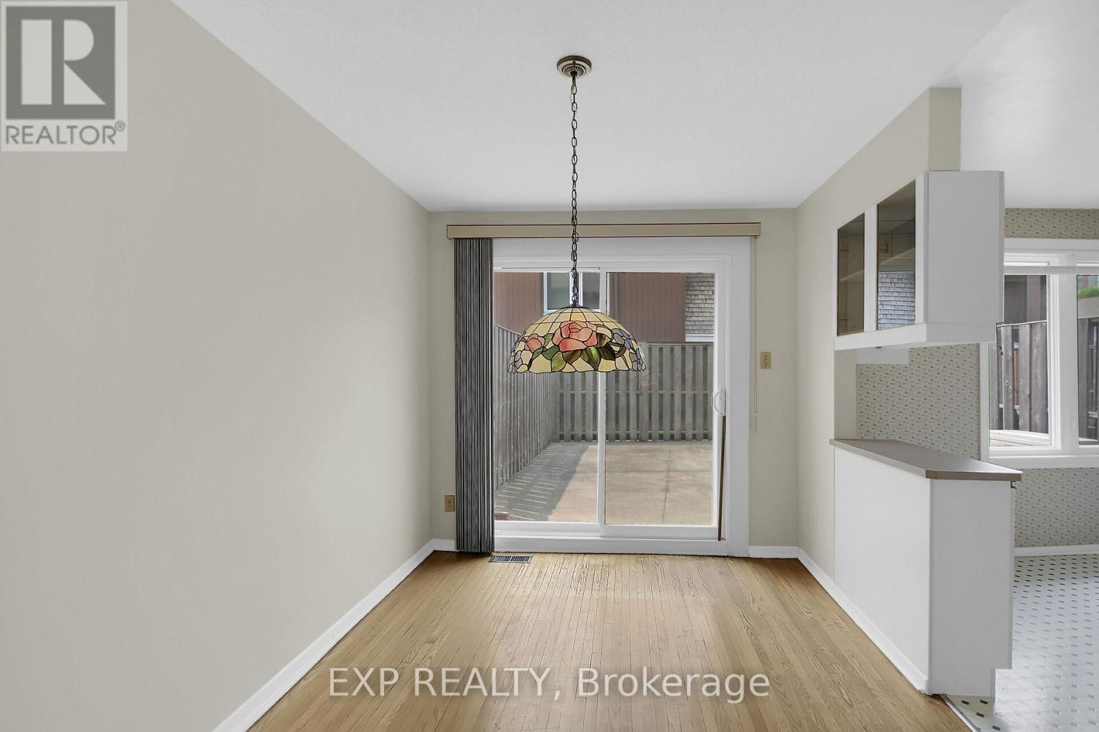 68 - 773A SPRINGLAND DRIVE Image 8
