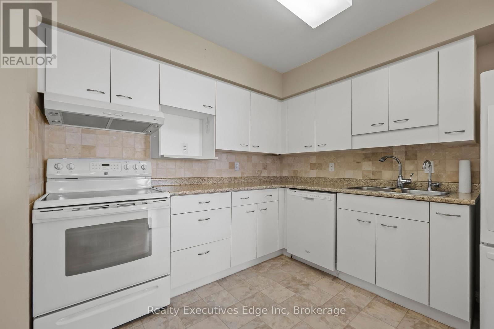 312 - 208 SILVERCREEK PARKWAY NORTH Image 23