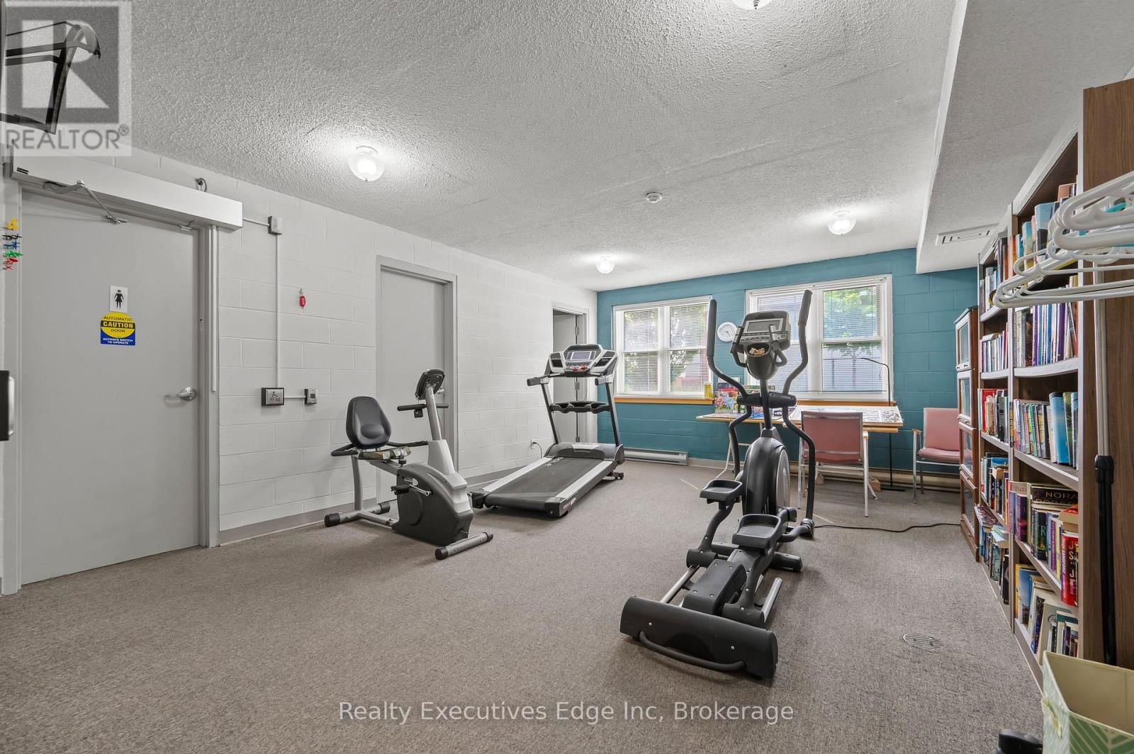 312 - 208 SILVERCREEK PARKWAY NORTH Image 36