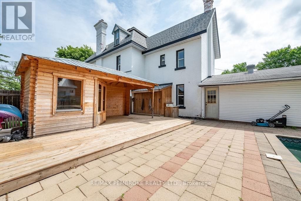 502 MARY STREET Image 34