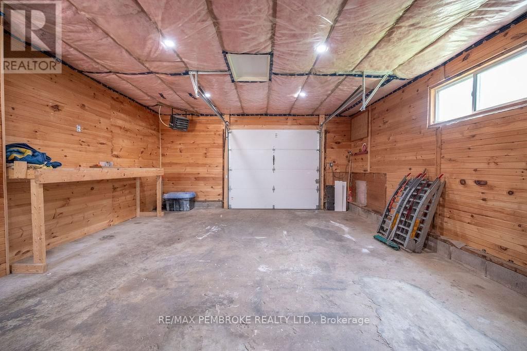 502 MARY STREET Image 43