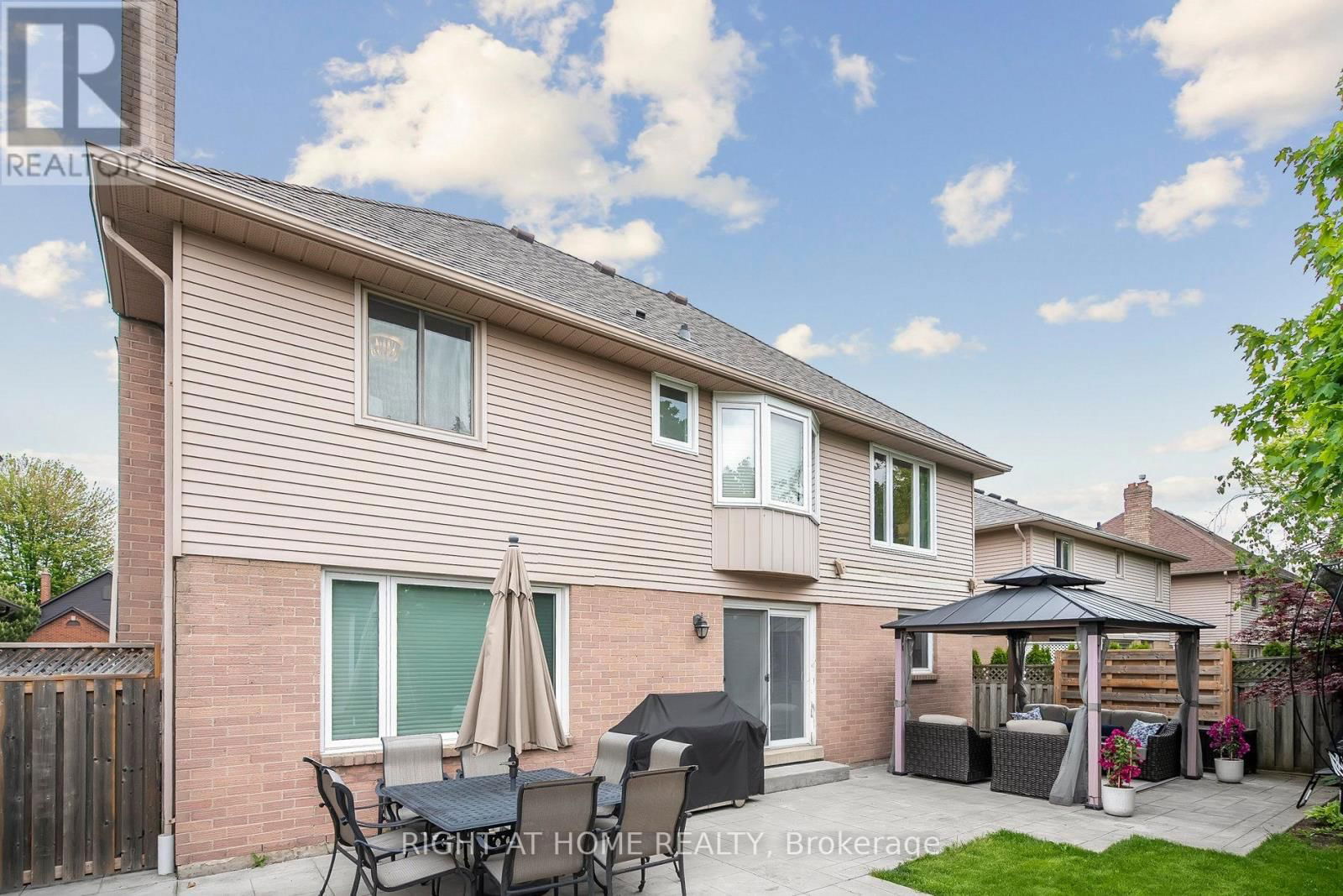 44 CITATION CRESCENT Image 42