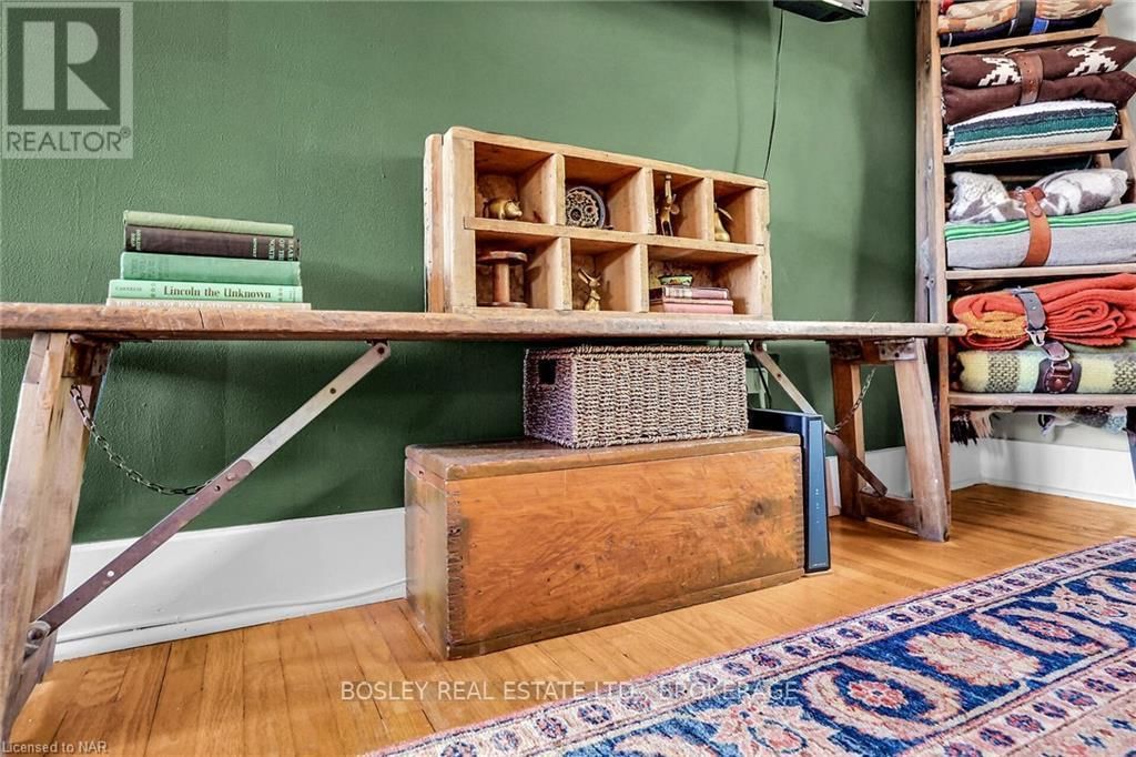 6746 WATERS AVENUE Image 14