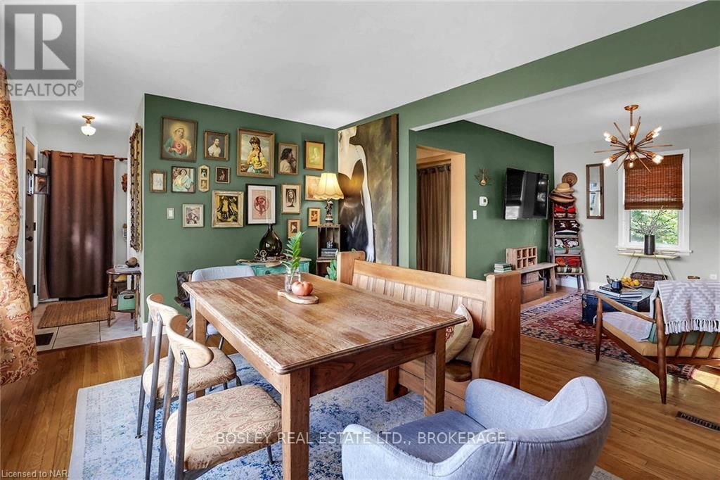 6746 WATERS AVENUE Image 18