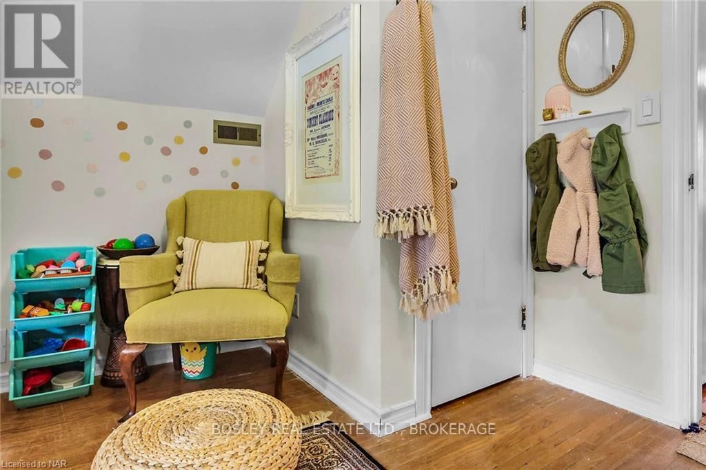 6746 WATERS AVENUE Image 23