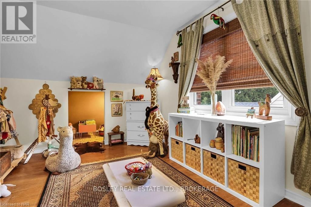 6746 WATERS AVENUE Image 25