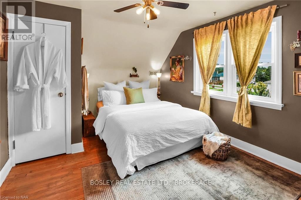 6746 WATERS AVENUE Image 26
