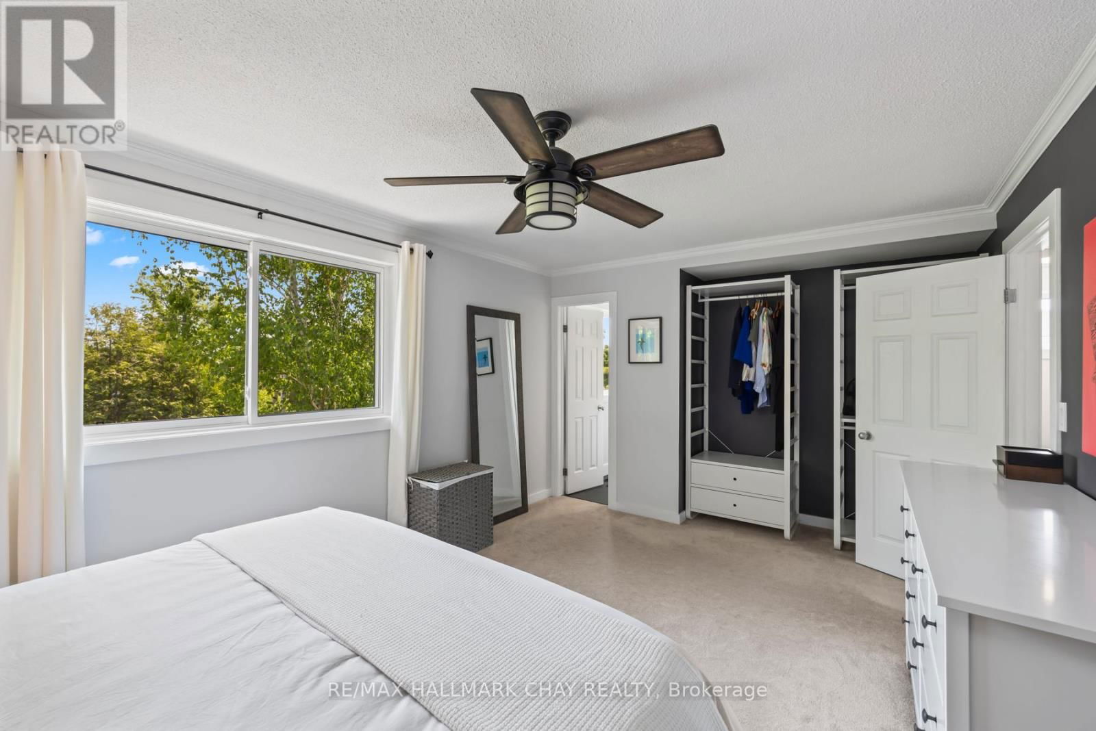 850 ROWANTREE CRESCENT Image 20
