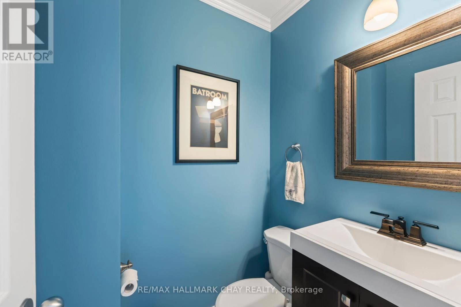 850 ROWANTREE CRESCENT Image 27