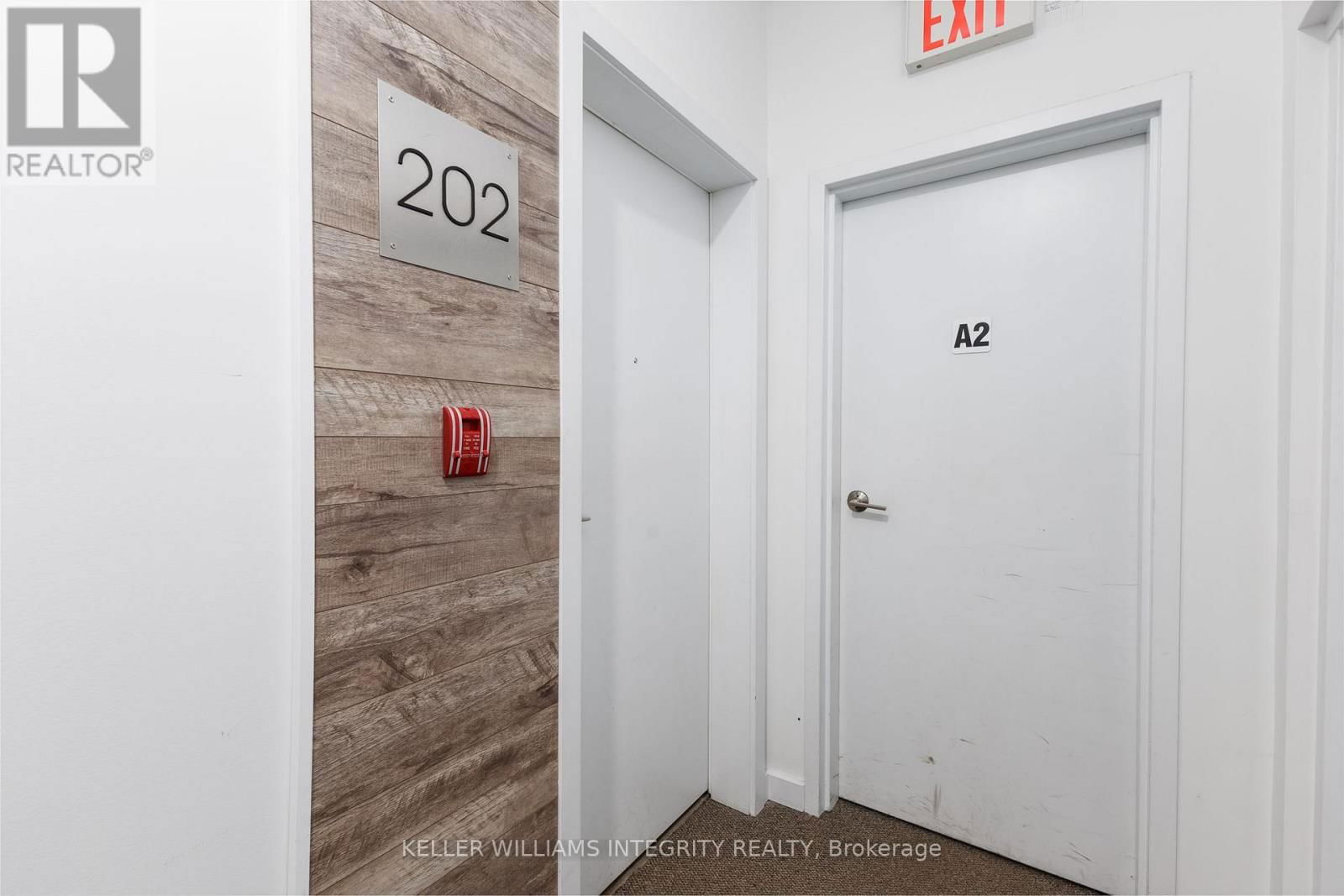 202 - 1308 THAMES STREET Image 4