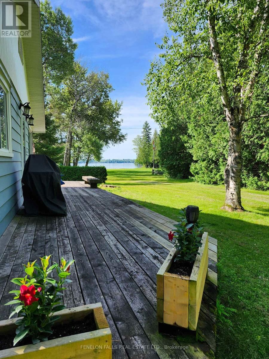 63 THOMAS DRIVE Image 10