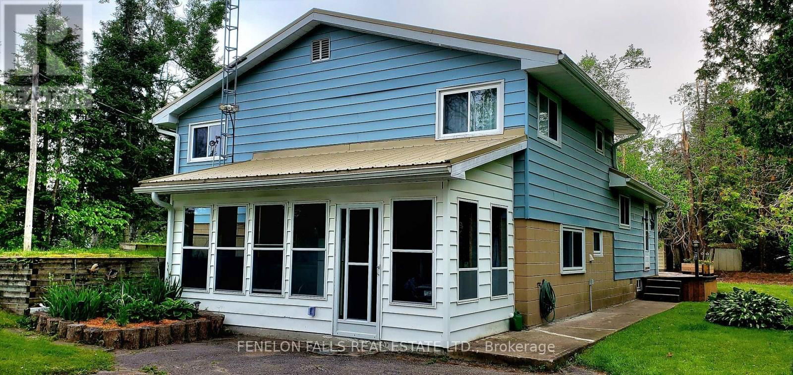 63 THOMAS DRIVE Image 31