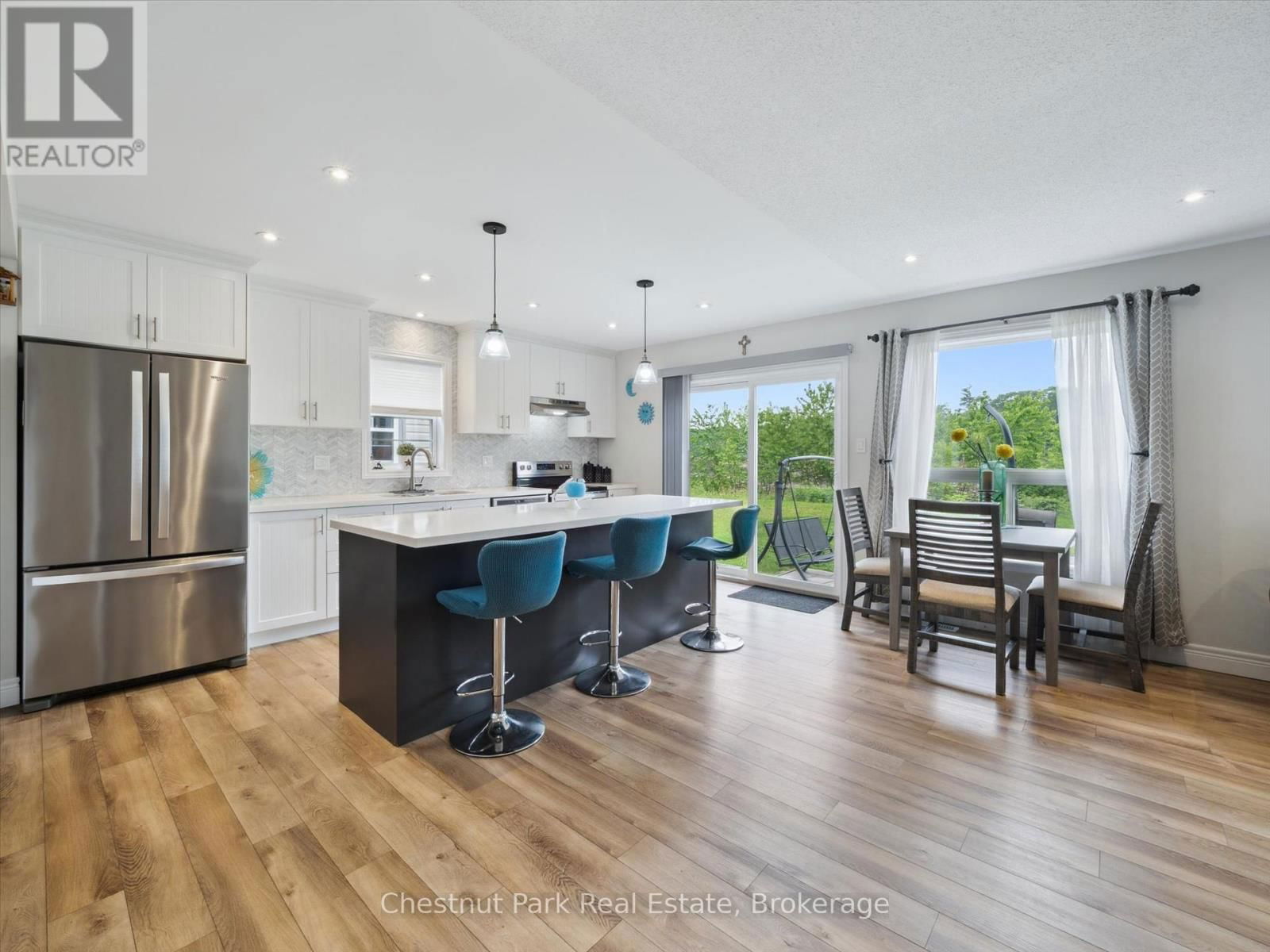 245 WILD ROSE DRIVE Image 10