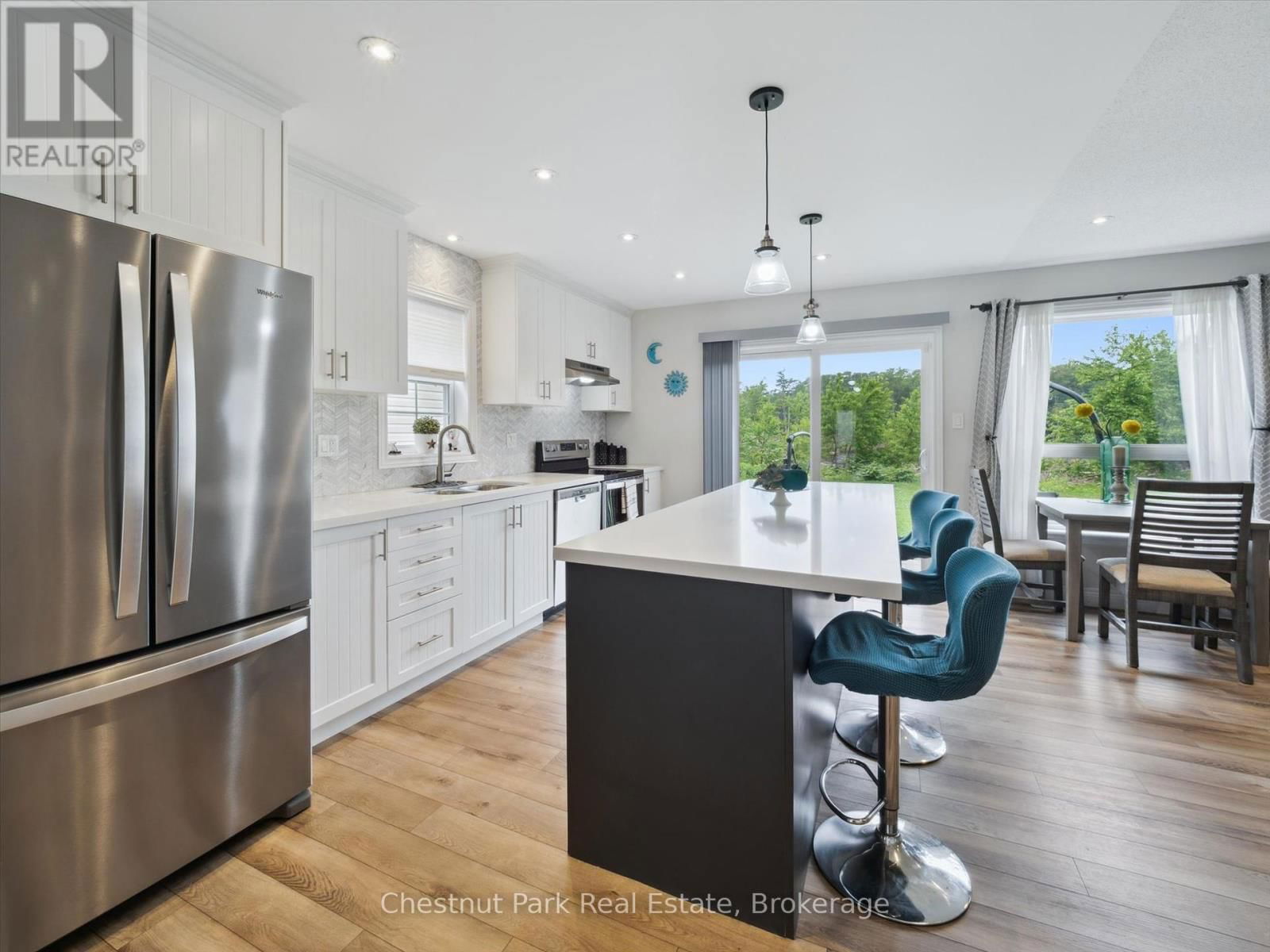 245 WILD ROSE DRIVE Image 11