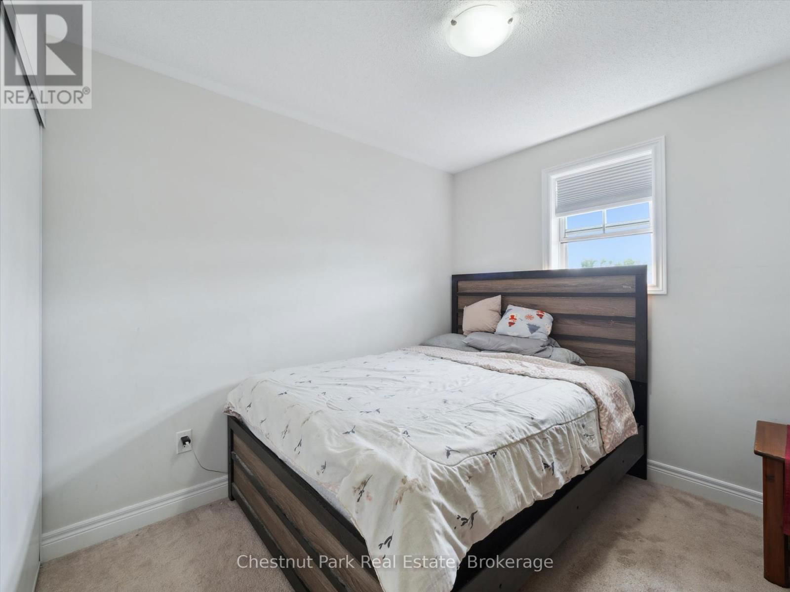 245 WILD ROSE DRIVE Image 24