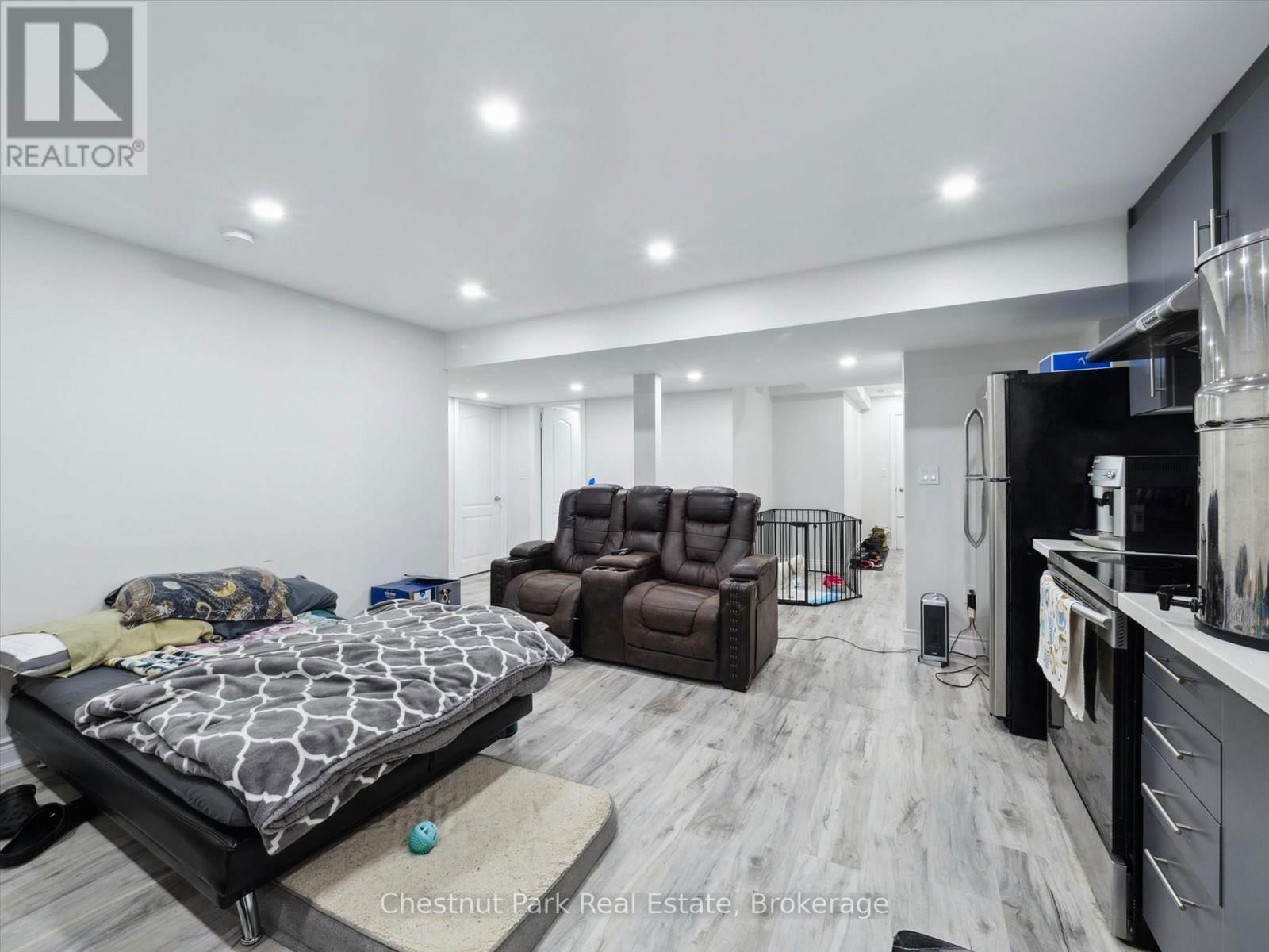 245 WILD ROSE DRIVE Image 28