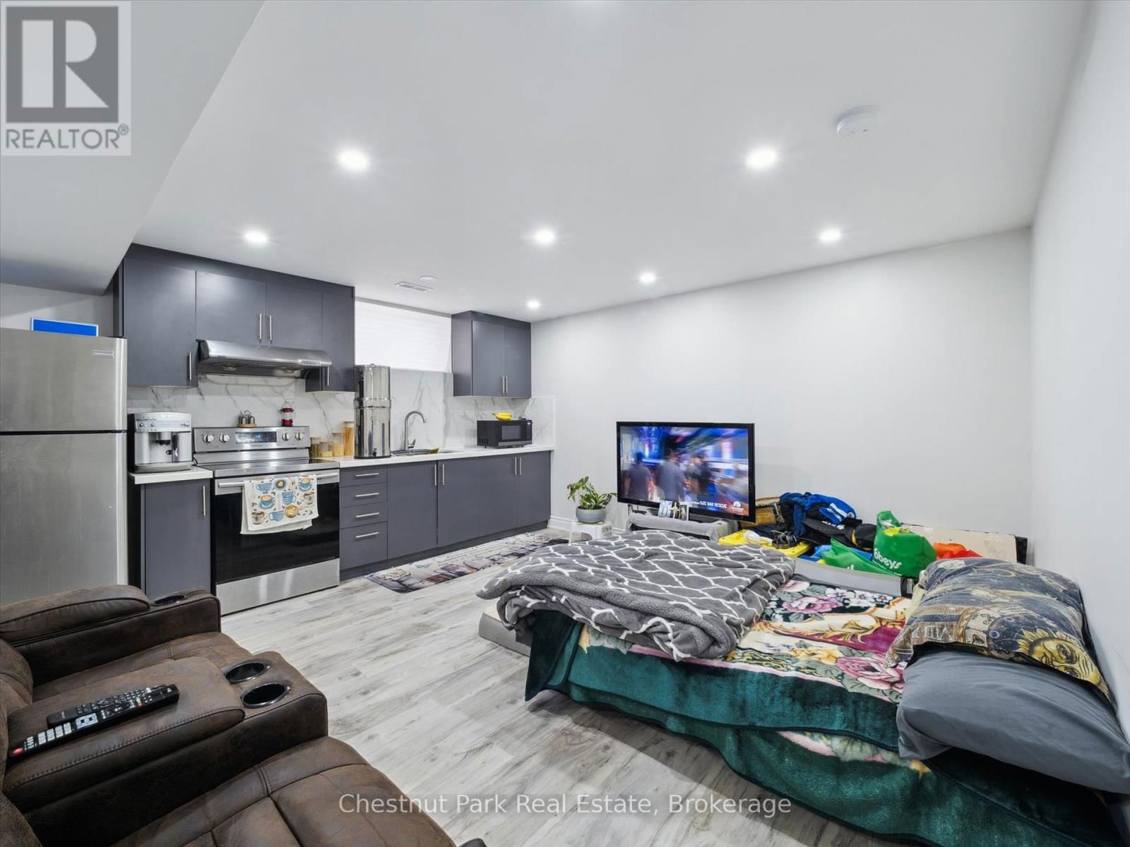 245 WILD ROSE DRIVE Image 29