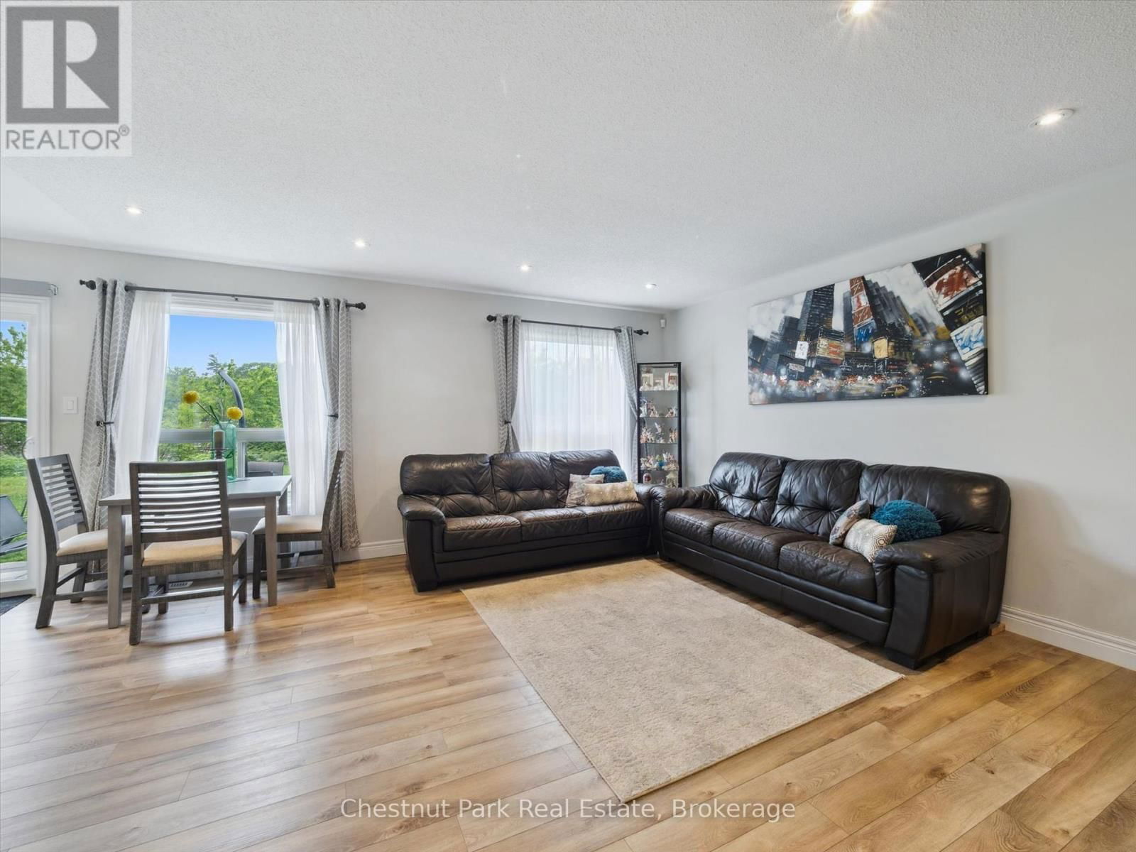 245 WILD ROSE DRIVE Image 7