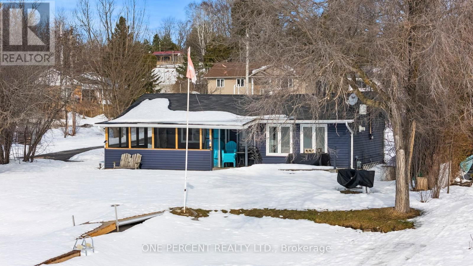 9 CHARLOTTE CRESCENT Image 8