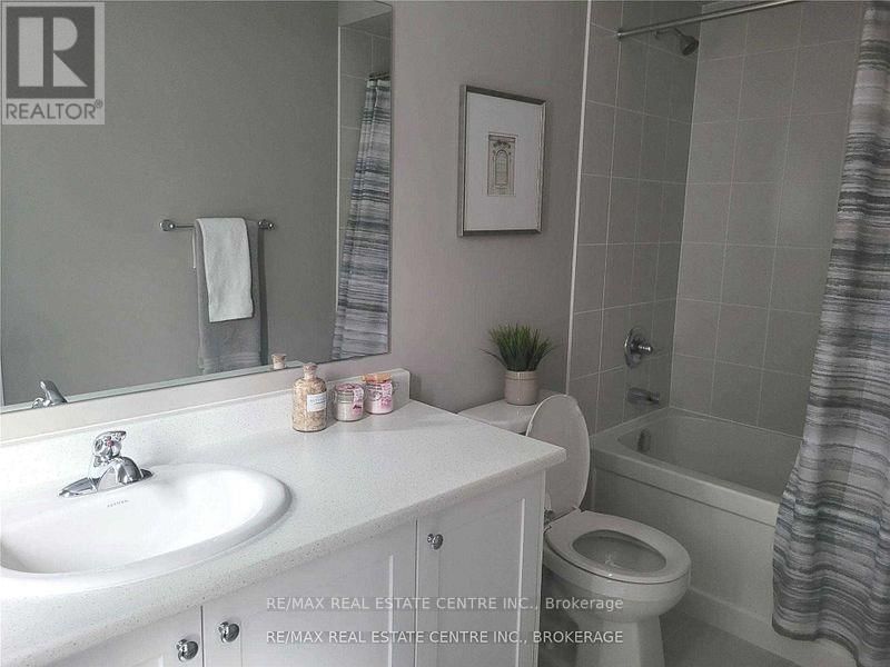 23 BARLOW PLACE Image 19