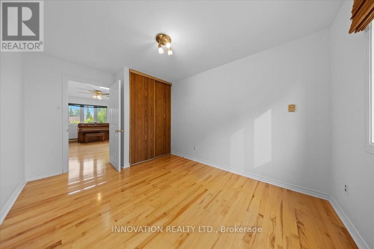 1553 MARCOUX DRIVE Image 20