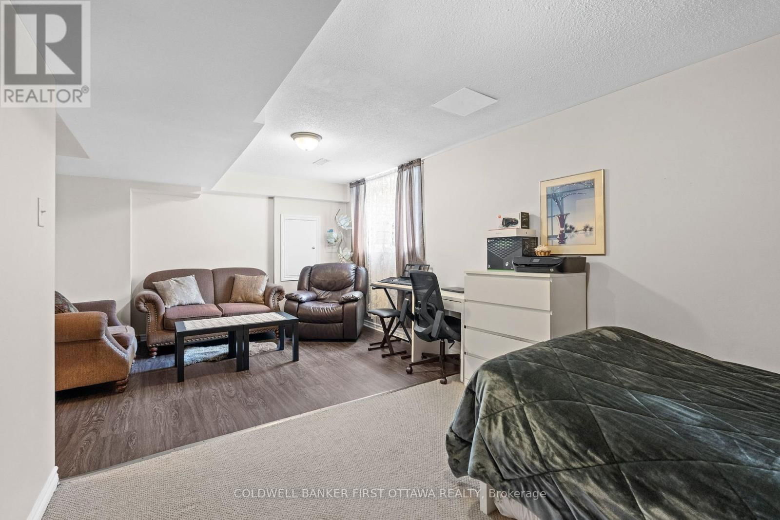 3627 CAMBRIAN ROAD Image 23