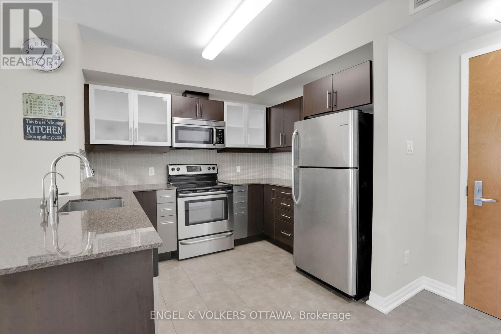 202 - 195 BESSERER STREET Image 7