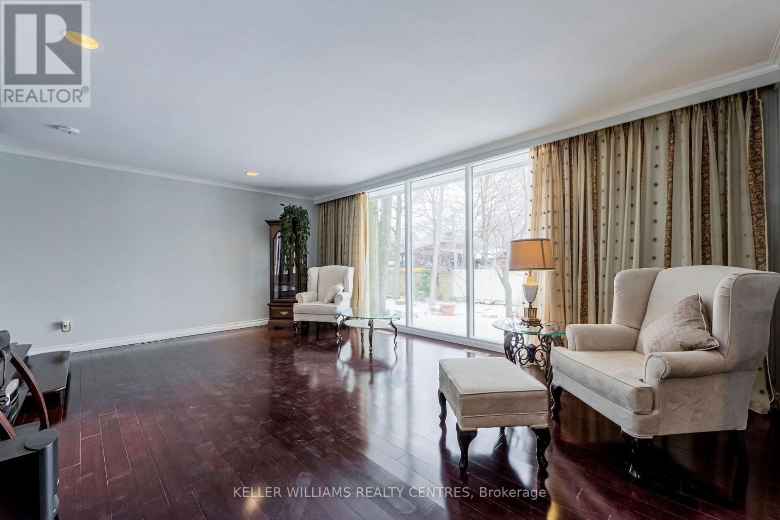 9 WOOD DALE DRIVE Image 10