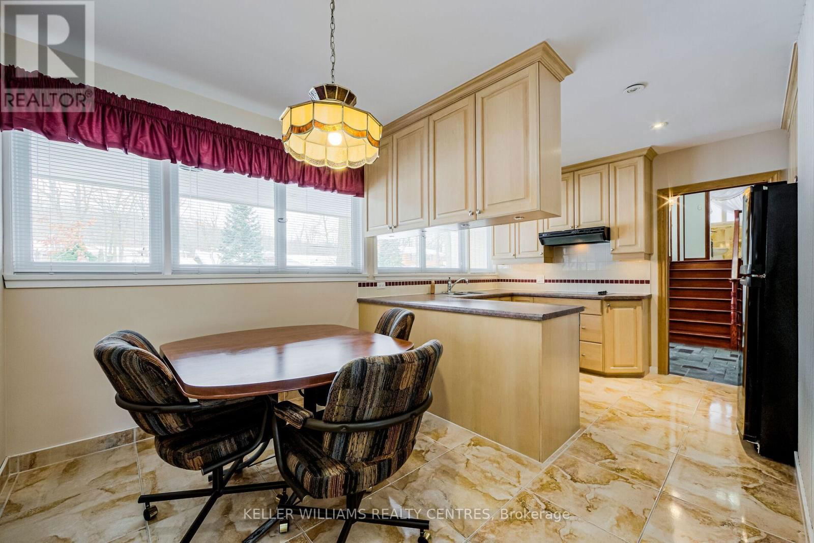 9 WOOD DALE DRIVE Image 18