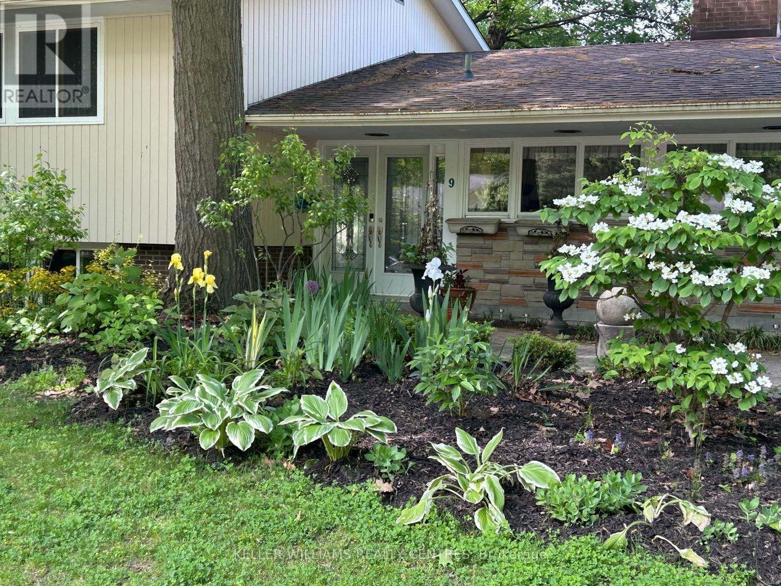 9 WOOD DALE DRIVE Image 3