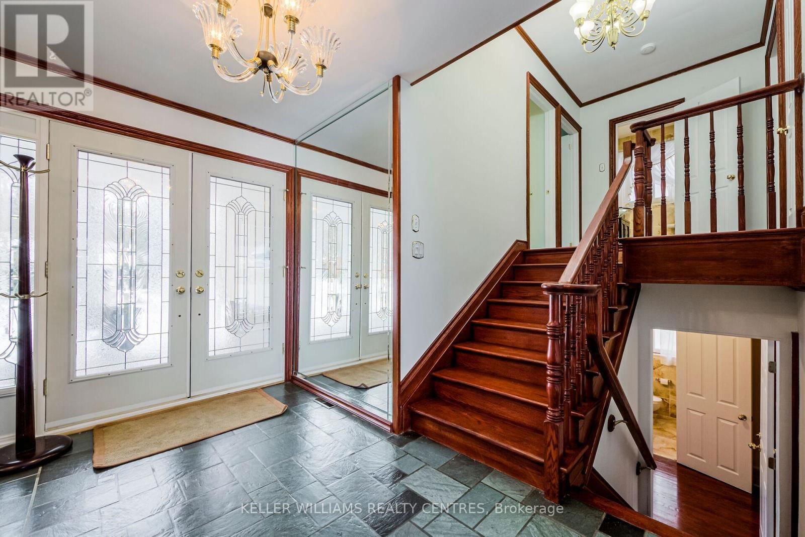 9 WOOD DALE DRIVE Image 32