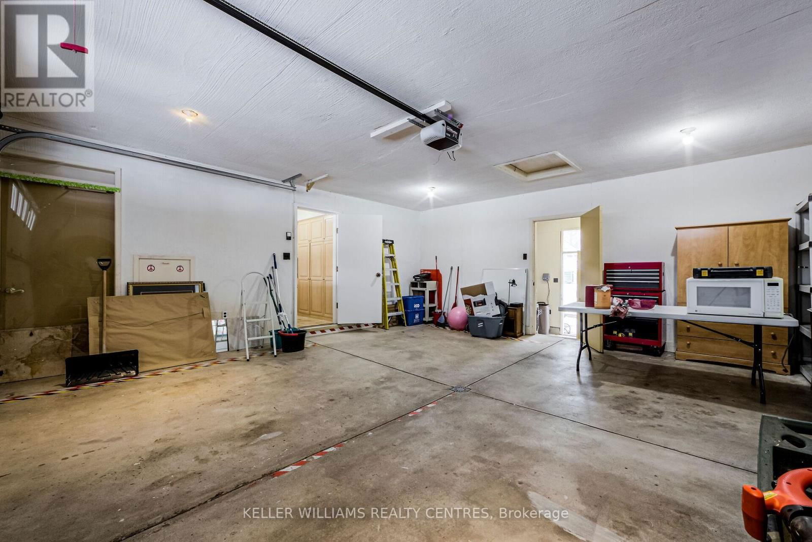 9 WOOD DALE DRIVE Image 33