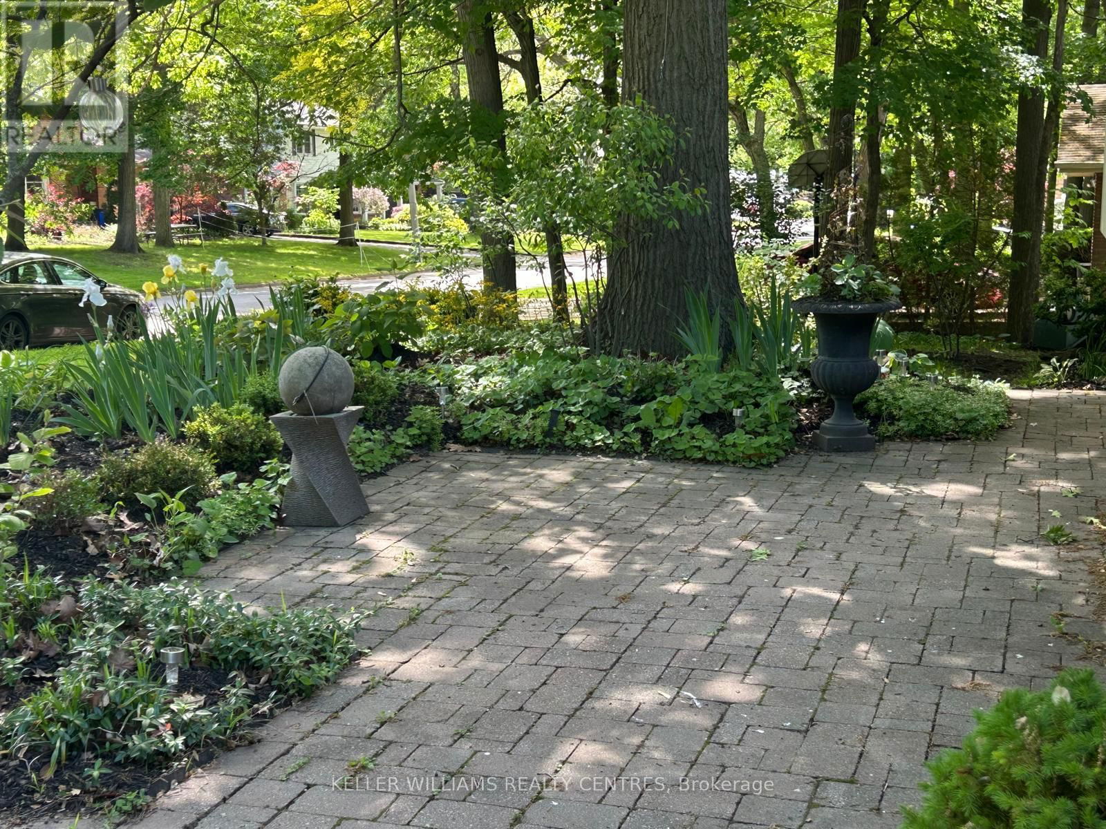 9 WOOD DALE DRIVE Image 36